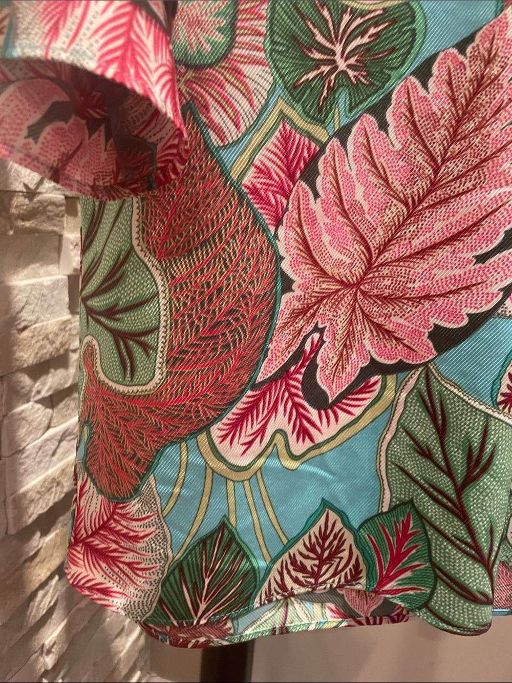 5/$25 Rose & Olive Pink Floral & Teal Leaf Flutter Sleeve Blouse - Picture 4 of 6